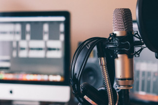 Best Tech Podcasts 2023